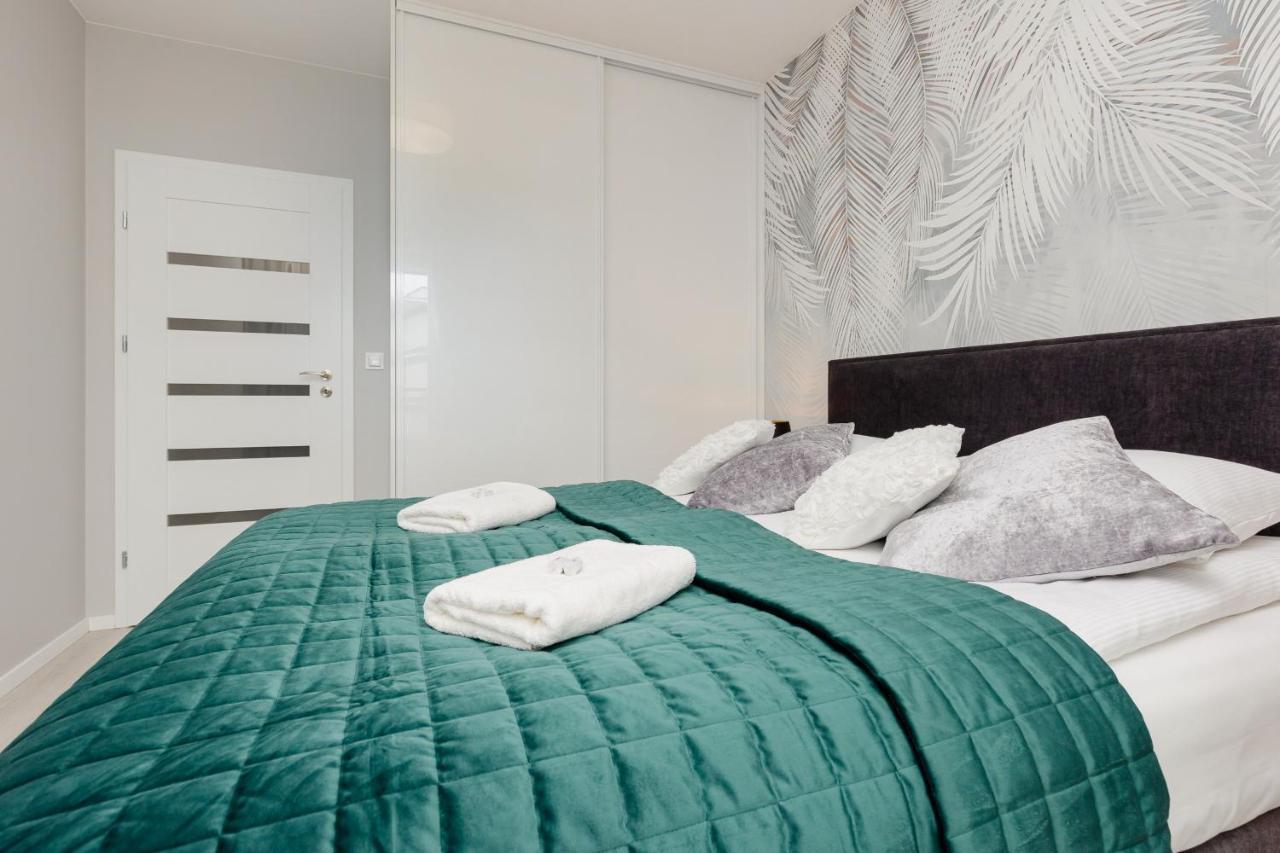 Apartment Turquoise Near The Royal Lazienki By Renters Warsaw